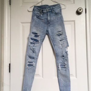 American Eagle Light Wash Jeans - 2 Regular